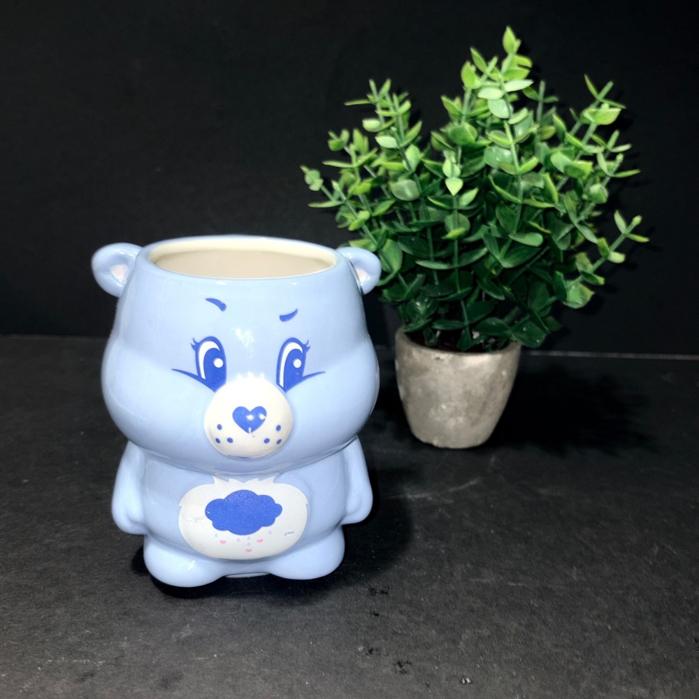 Care Bear Grumpy Bear 3D Sculpted  20 Ounce Ceramic Mug Excellent Condition